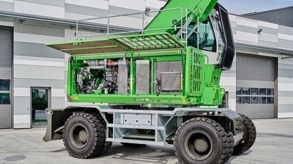 Csm-Material-Handler-Sennebogen-735e-Motorinnenraum-Klein-Cbb454ea31